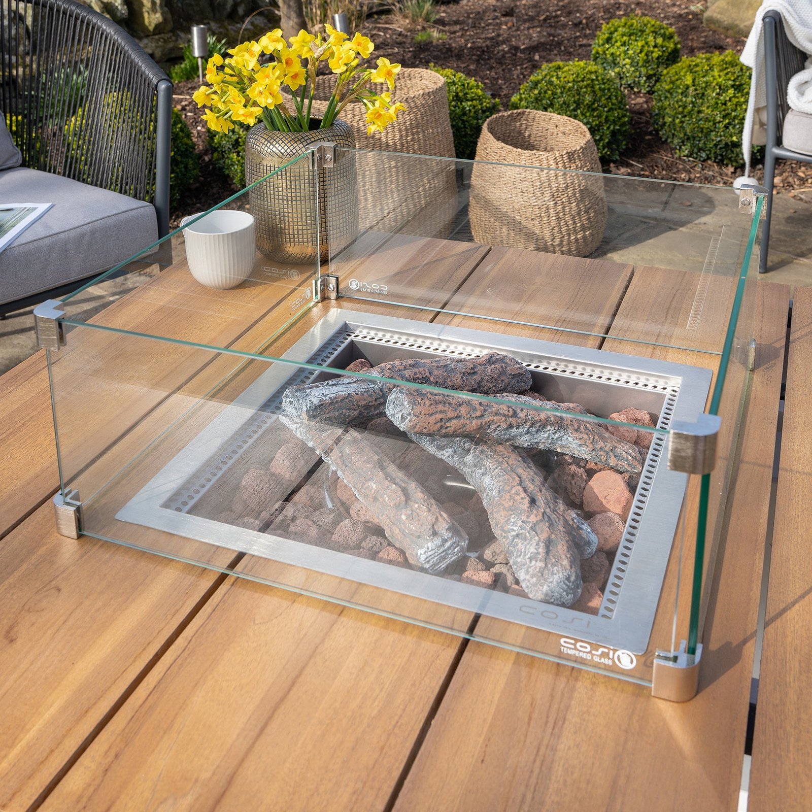 Cosi Cosiloft 100 Square Gas Fire Pit Coffee Table, White Frame with Teak Top